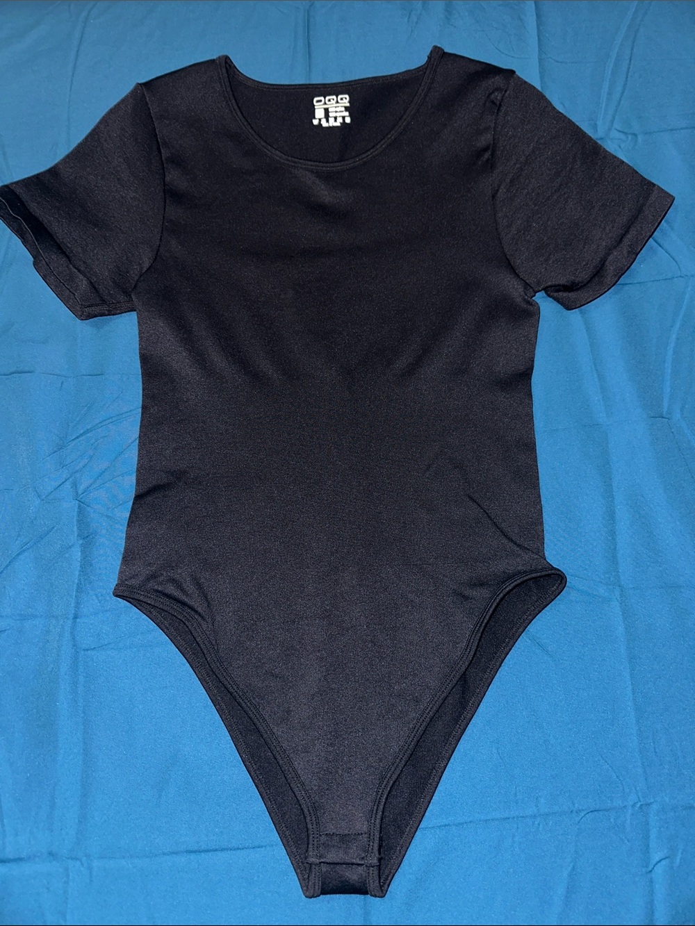 Women’s Black Short-Sleeve Scoop Neck Bodysuit